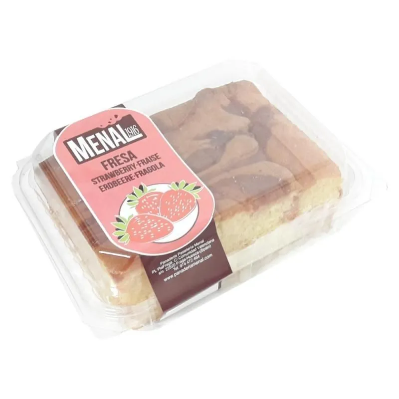 Menal strawberry cake